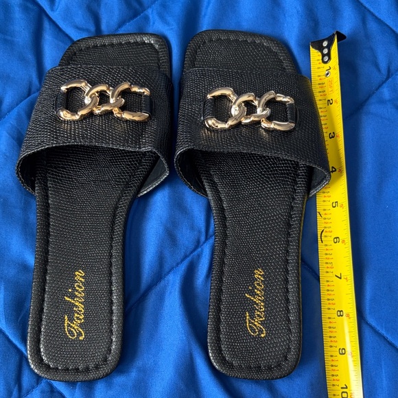 Zara Black Sandals with Gold Chain Detail - Picture 3 of 3